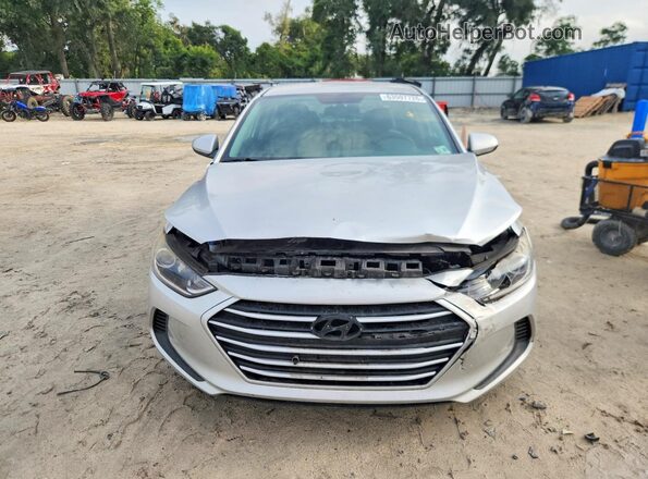 5NPD84LF0JH238663 2018 HYUNDAI ELANTRA Серебряный Вид спереди