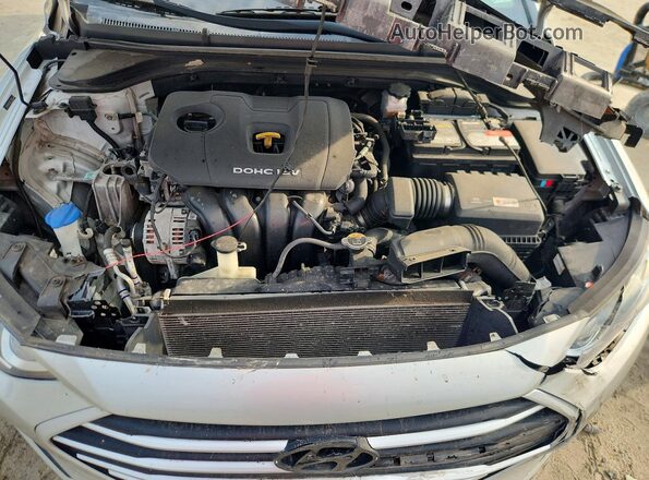 5NPD84LF0JH238663 2018 HYUNDAI ELANTRA Серебряный Вид задней части салона
