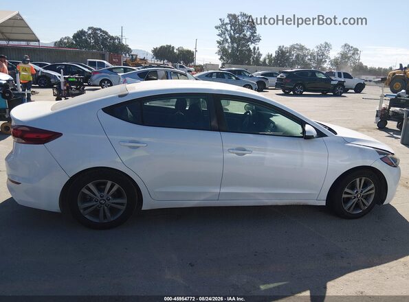 5NPD84LF0JH254068 2018 HYUNDAI ELANTRA White Вид задньої частини салону