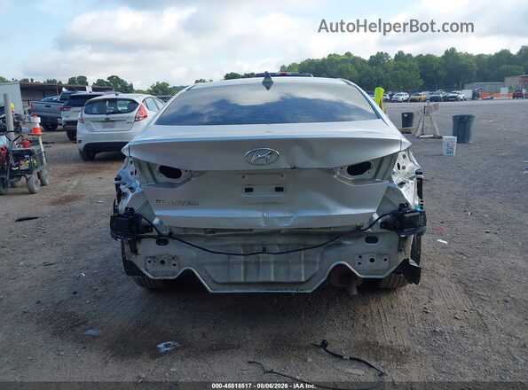 5NPD84LF0JH277706 2018 HYUNDAI ELANTRA Серебряный 
