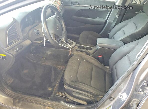 5NPD84LF0JH317881 2018 HYUNDAI ELANTRA Серый Вид салона спереди