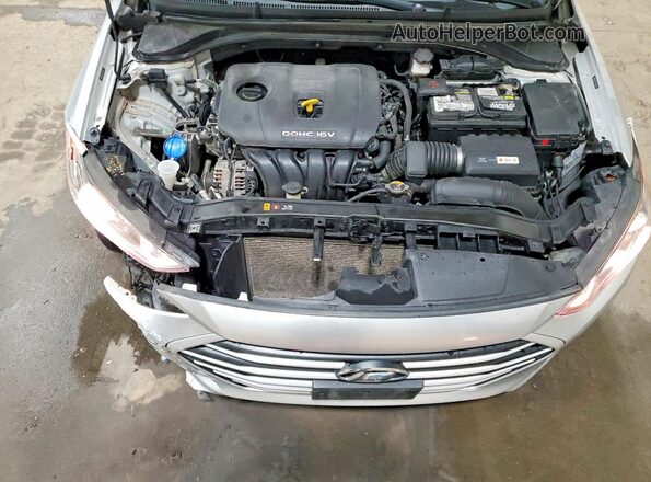 5NPD84LF0JH326936 2018 HYUNDAI ELANTRA Silver Widok wnętrza z tyłu