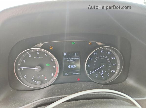5NPD84LF0JH343218 2018 HYUNDAI ELANTRA White Vista del cuadro de instrumentos