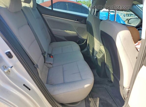 5NPD84LF0JH371987 2018 HYUNDAI ELANTRA Silver უკანა სავარძლების ხედი