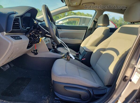 5NPD84LF0LH514262 2020 HYUNDAI ELANTRA Серый Вид салона спереди