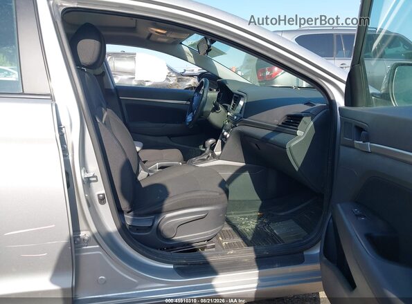 5NPD84LF0LH602387 2020 HYUNDAI ELANTRA Серебряный Вид салона спереди