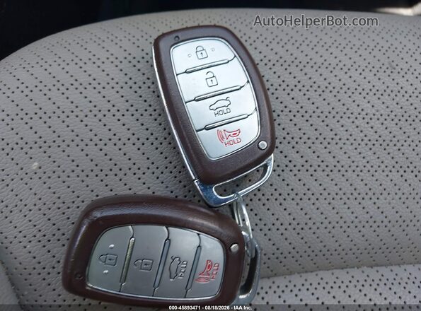 5NPD84LF1HH027238 2017 HYUNDAI ELANTRA Черный Вид панели приборов