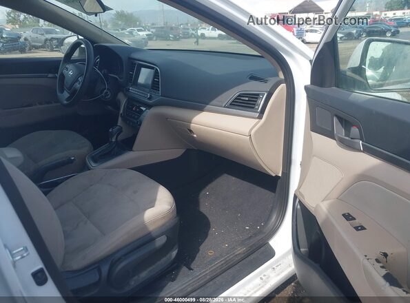 5NPD84LF1HH027837 2017 HYUNDAI ELANTRA White Front interior view