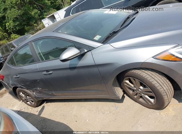 5NPD84LF1JH311717 2018 HYUNDAI ELANTRA Gray Вид задньої частини салону