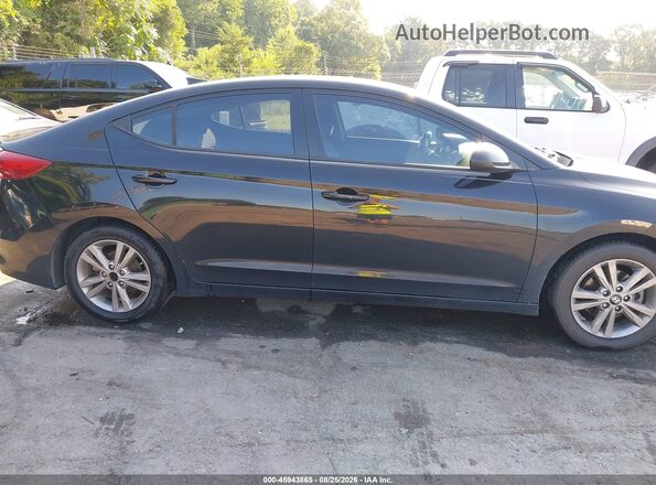 5NPD84LF1JH368225 2018 HYUNDAI ELANTRA Black Widok wnętrza z tyłu