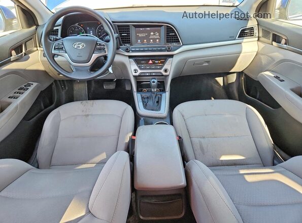 5NPD84LF1JH391102 2018 HYUNDAI ELANTRA Синий Вид панели приборов
