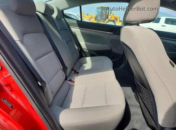 5NPD84LF1JH401997 2018 HYUNDAI ELANTRA Red Հետևի նստատեղերի տեսք