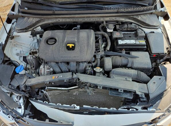 5NPD84LF1LH585843 2020 HYUNDAI ELANTRA White უკანა სალონის ხედი
