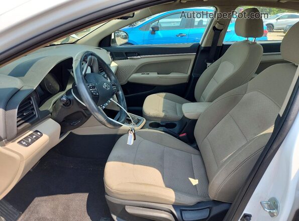 5NPD84LF1LH585843 2020 HYUNDAI ELANTRA White წინა სალონის ხედი