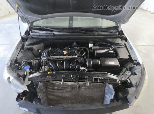 5NPD84LF2HH004406 2017 HYUNDAI ELANTRA Серебряный 