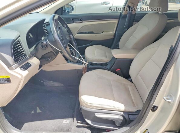 5NPD84LF2HH017706 2017 HYUNDAI ELANTRA Silver Front interior view