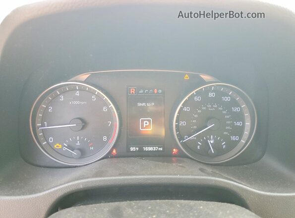 5NPD84LF2HH040046 2017 HYUNDAI ELANTRA Черный Вид щитка приборов