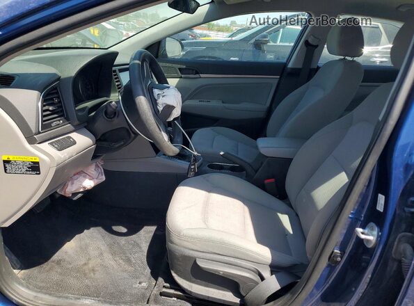 5NPD84LF2HH099081 2017 HYUNDAI ELANTRA Blue წინა სალონის ხედი