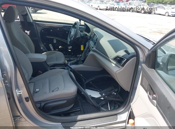 5NPD84LF2HH121712 2017 HYUNDAI ELANTRA Silver Widok wnętrza z przodu