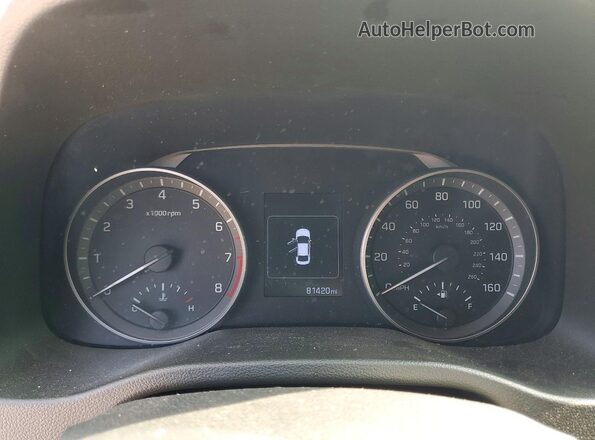 5NPD84LF2JH273723 2018 HYUNDAI ELANTRA White Սարքավորումների վահանակի տեսք