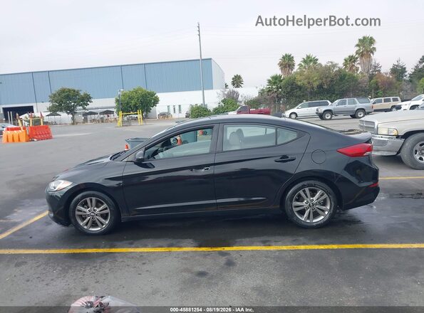 5NPD84LF2JH371912 2018 HYUNDAI ELANTRA Black Вид задньої частини салону