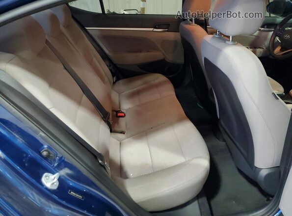 5NPD84LF2KH442916 2019 HYUNDAI ELANTRA Blue Rear seats view
