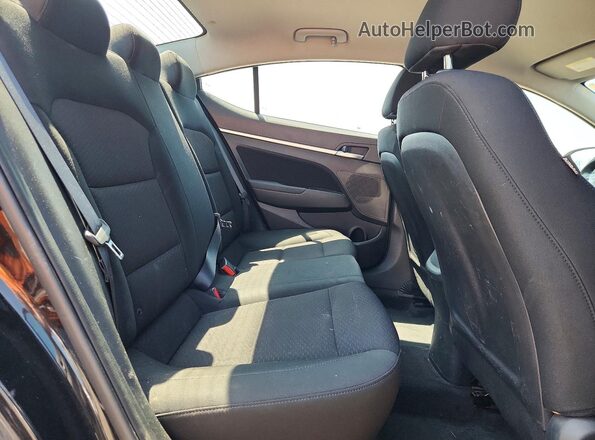 5NPD84LF2LH532231 2020 HYUNDAI ELANTRA Black Rear seats view