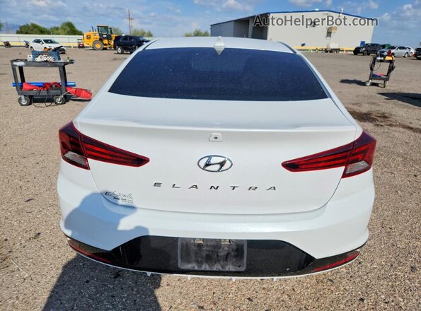 5NPD84LF2LH542998 2020 HYUNDAI ELANTRA White უკანა ხედი