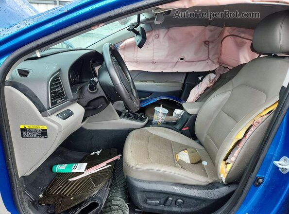 5NPD84LF3HH007878 2017 HYUNDAI ELANTRA Blue Widok wnętrza z przodu