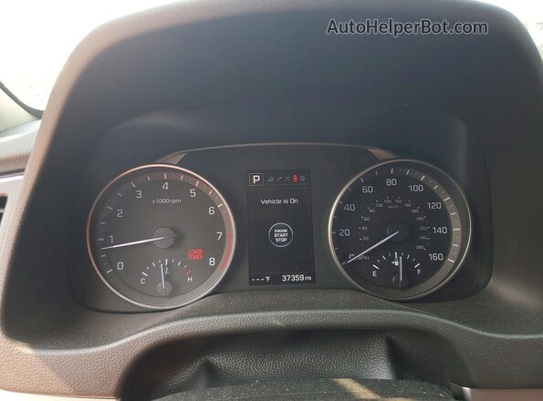 5NPD84LF3HH025779 2017 HYUNDAI ELANTRA Red ხელსაწყოთა პანელის ხედი