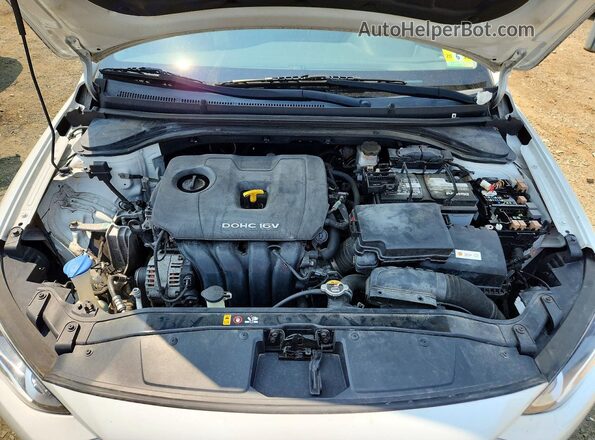 5NPD84LF3HH031856 2017 HYUNDAI ELANTRA White Vista interior trasera