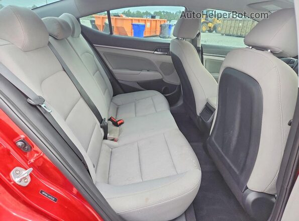 5NPD84LF3JH255361 2018 HYUNDAI ELANTRA Red Vista de los asientos traseros