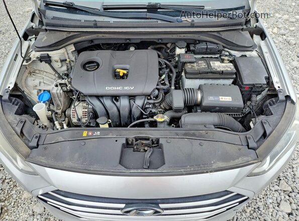 5NPD84LF3JH262228 2018 HYUNDAI ELANTRA Silver Rear interior view