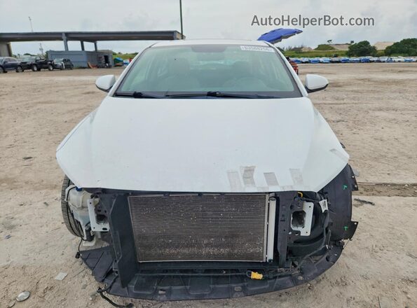 5NPD84LF3JH277814 2018 HYUNDAI ELANTRA White Դիմացի տեսք