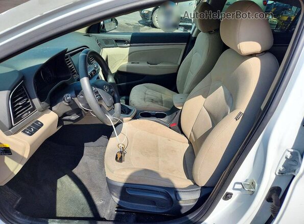 5NPD84LF3JH284438 2018 HYUNDAI ELANTRA White 