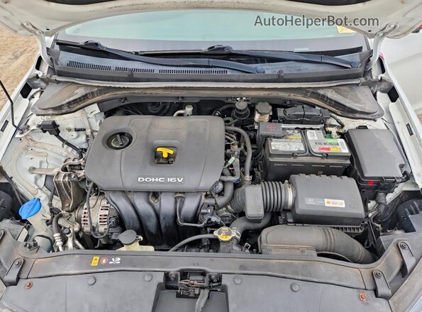 5NPD84LF3JH334142 2018 HYUNDAI ELANTRA White Շարժիչի բաժամունքի տեսք