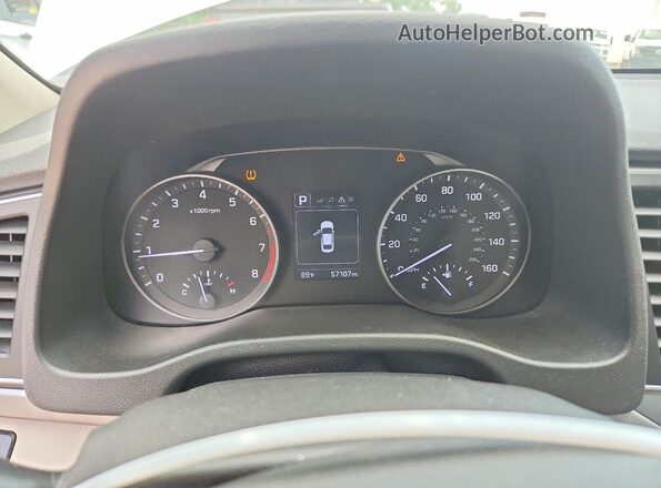 5NPD84LF3JH334156 2018 HYUNDAI ELANTRA White Սարքավորումների վահանակի տեսք