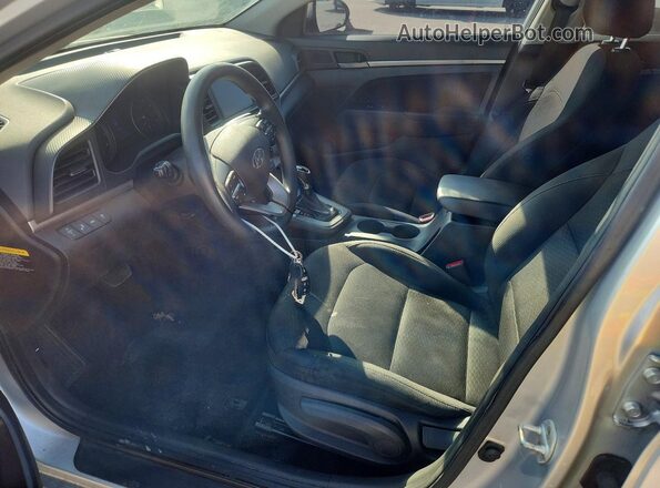 5NPD84LF3KH419337 2019 HYUNDAI ELANTRA Silver Вид салону спереду