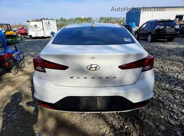 5NPD84LF3KH421041 2019 HYUNDAI ELANTRA White უკანა ხედი