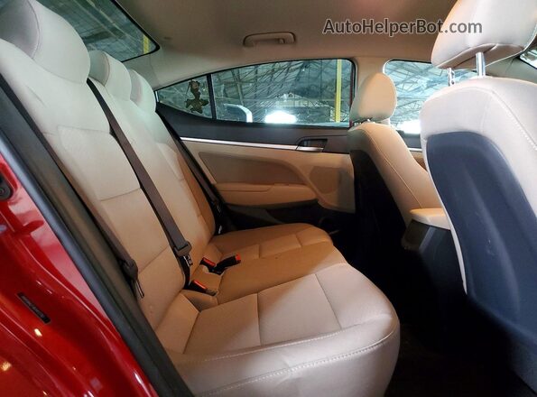 5NPD84LF3KH472782 2019 HYUNDAI ELANTRA Red Вид задніх сидінь