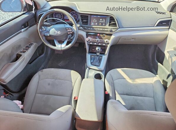 5NPD84LF3LH536613 2020 HYUNDAI ELANTRA Red Dashboard view
