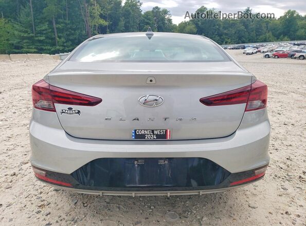 5NPD84LF3LH597718 2020 HYUNDAI ELANTRA Серебряный Вид салона спереди