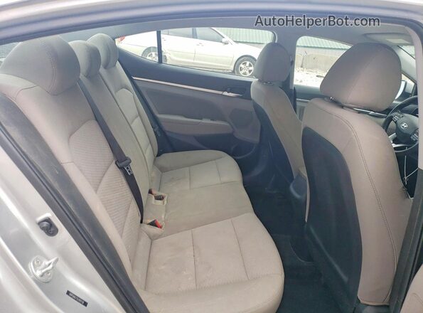 5NPD84LF3LH597718 2020 HYUNDAI ELANTRA Серебряный Вид задней части салона