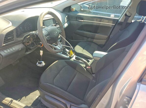 5NPD84LF3LH600441 2020 HYUNDAI ELANTRA Silver Widok wnętrza z przodu