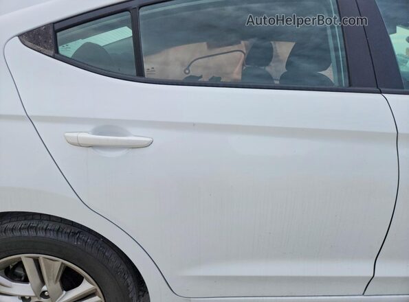 5NPD84LF3LH630233 2020 HYUNDAI ELANTRA White უკანა სავარძლების ხედი