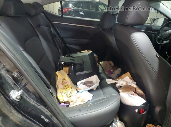 5NPD84LF4HH013205 2017 HYUNDAI ELANTRA Черный Вид задних сидений