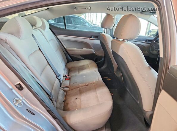 5NPD84LF4HH033289 2017 HYUNDAI ELANTRA Серебряный Вид задних сидений