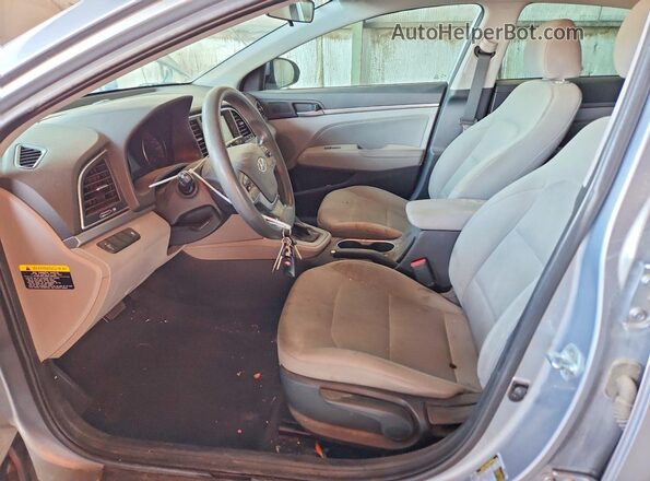 5NPD84LF4HH033289 2017 HYUNDAI ELANTRA Серебряный Вид салона спереди