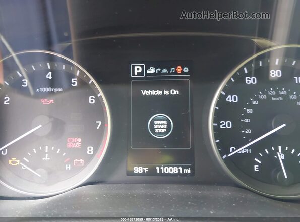 5NPD84LF4HH042736 2017 HYUNDAI ELANTRA Red Widok tylnych siedzeń