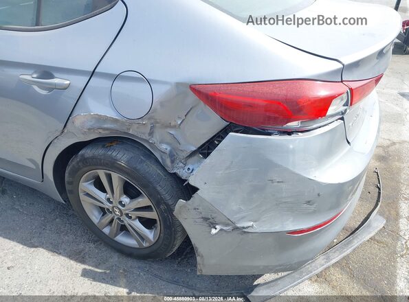 5NPD84LF4HH080516 2017 HYUNDAI ELANTRA Silver Սարքավորումների վահանակի տեսք